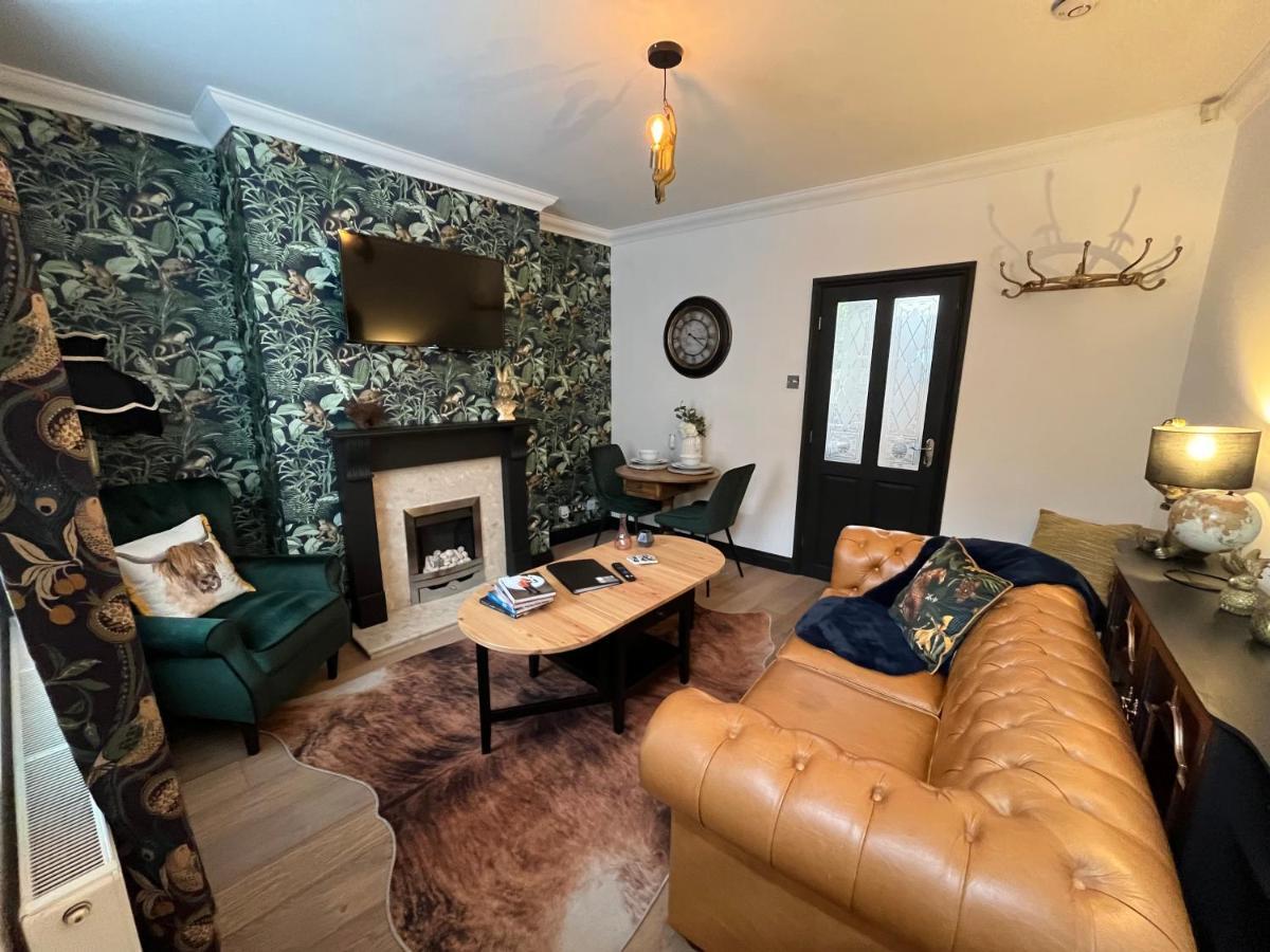 Contemporary & Chic Inner Terrace 5 Mins From Barnsley Town Centre Buitenkant foto
